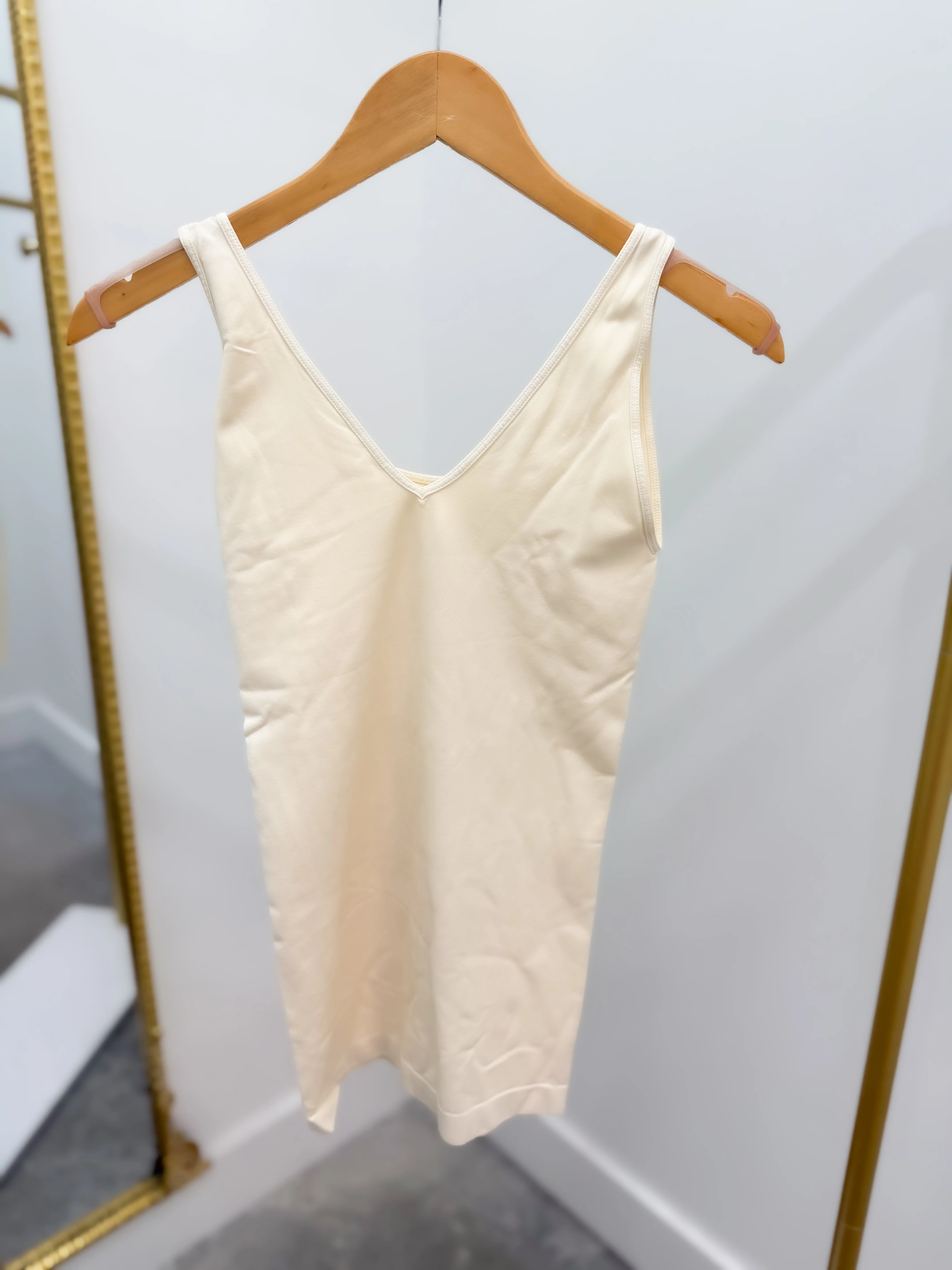 One Size Reversible Tank Top - Image 8